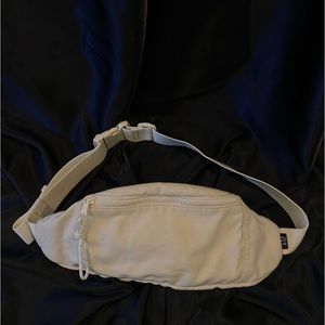 Cross body/fanny pack GAP